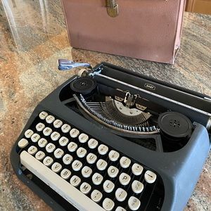 Vintage Dart Typewriter